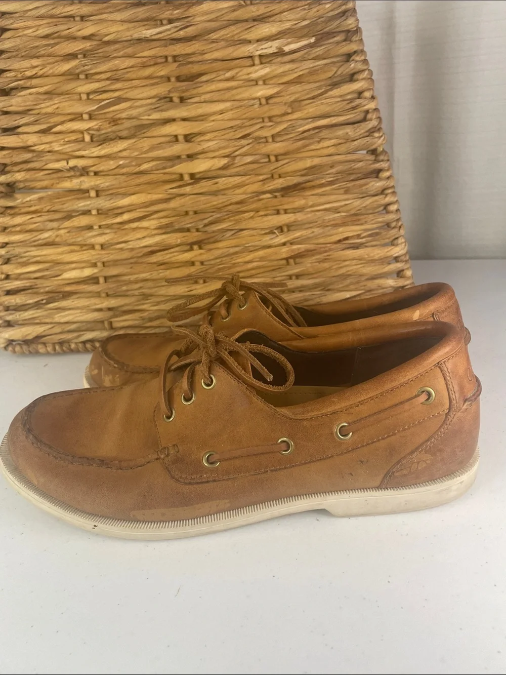 Cole Haan Men’s Tan Leather Lace-Up Boat Shoes